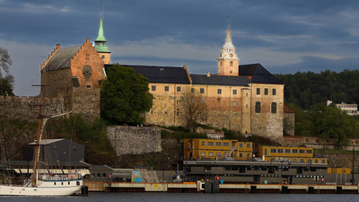 Amerikaner pågrepet - fløy drone over Akershus festning