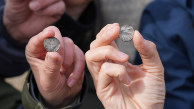 Norgeshistoriens største vikingmyntskatt funnet i Østerdalen