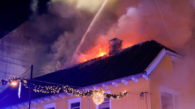 Beboere i Kristiansand evakueres etter brann