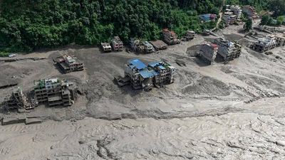 Fleire døde etter jordskred i Nepal